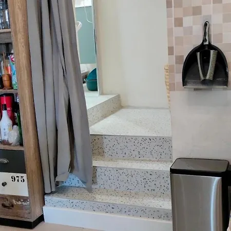 Style Loft Avec Jacuzzi A 150m De La Appartamento Tolone